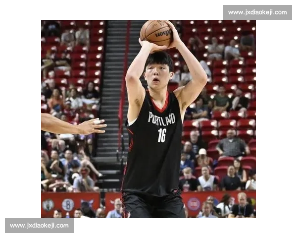 杨瀚森 NBA 选秀夜藏爱!袖口绣女友名 + 情侣手链实锤,青梅竹马太甜了 杨瀚森 NBA 选秀夜藏爱!袖口绣女友名 + 情侣手链实锤,青梅竹马太甜了