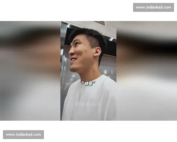 老詹交大狂潮:男粉追疯了?探长 Vlog 曝真相 老詹交大狂潮:男粉追疯了?探长 Vlog 曝真相