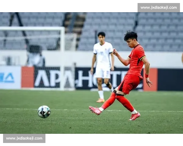 肖赧:东亚杯国足需以成绩为纲,新人培养应服务于战略目标 肖赧:东亚杯国足需以成绩为纲,新人培养应服务于战略目标