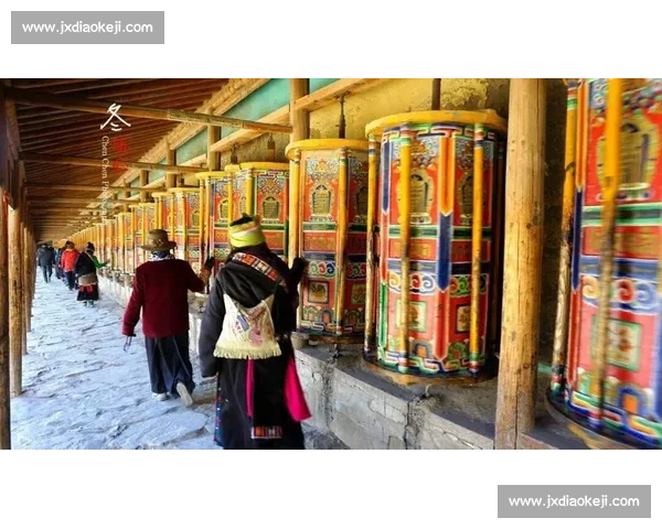 高原僧袍跃:篮球场上的信仰与热爱 高原僧袍跃:篮球场上的信仰与热爱