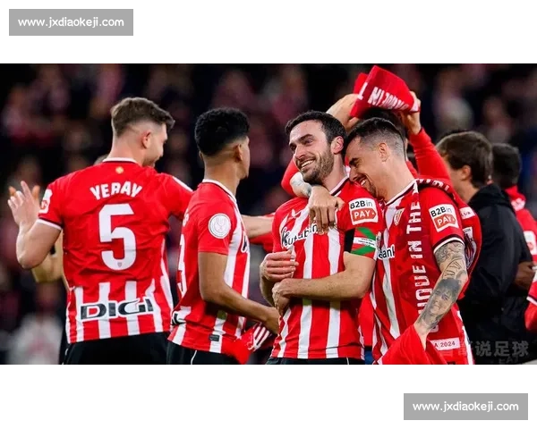 巴萨 1200 万欧年薪锁定尼科！财务战一触即发，毕巴严防球员流失